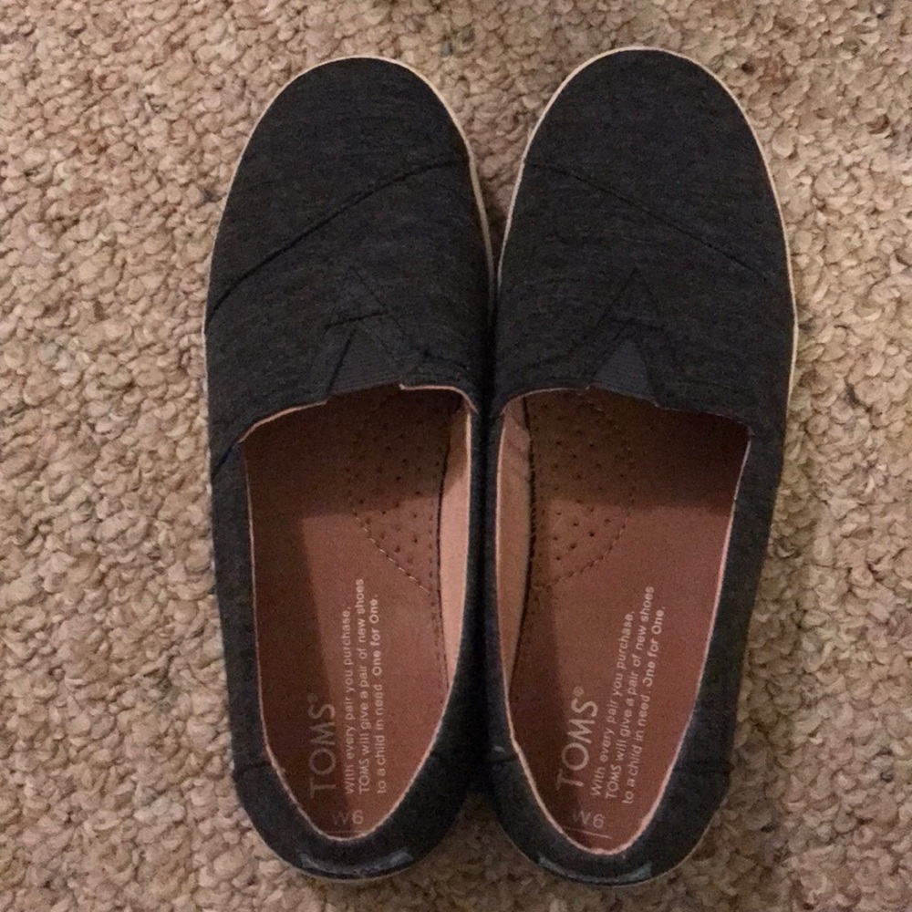 Excellent Condition Gray Toms